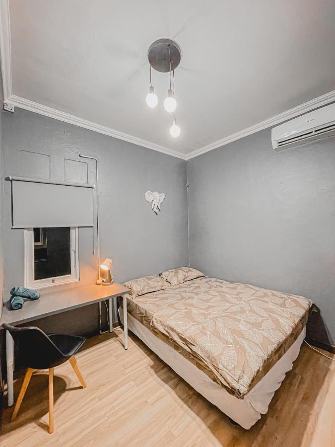 Ostic House Hostel Yogyakarta Exterior photo